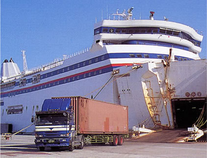海陸一貫輸送（複合輸送）海陸のリレー輸送でトータルコストセーブを目指す